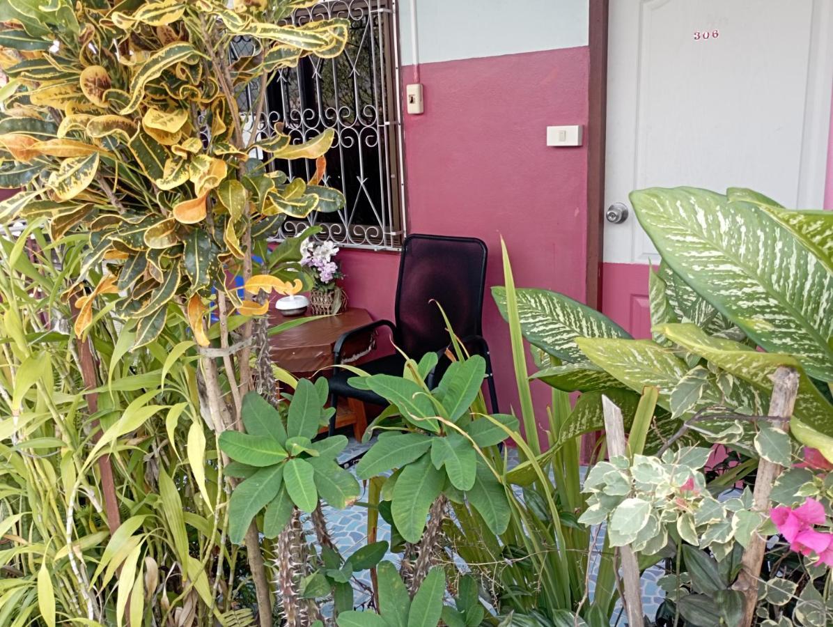 ホテル Sabaydee House At パーイ エクステリア 写真